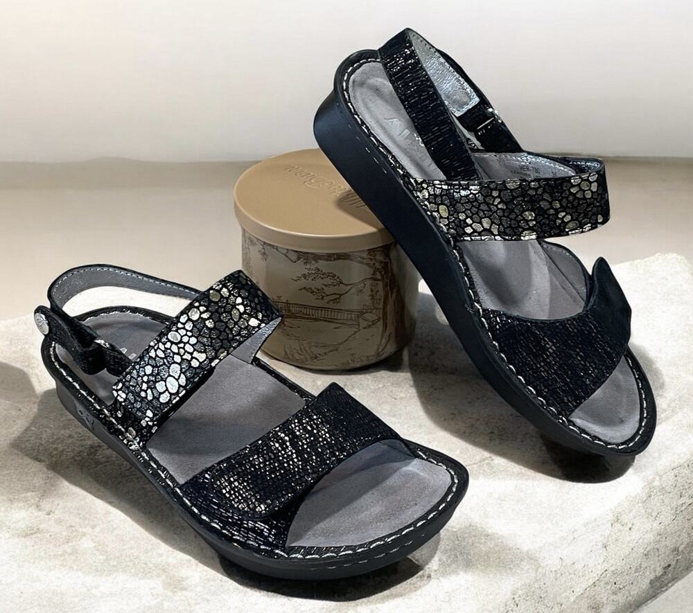 Alegria Women's Size 35 (5/5.5) Black Leather Open Toe 3 Strap Platform Sandals